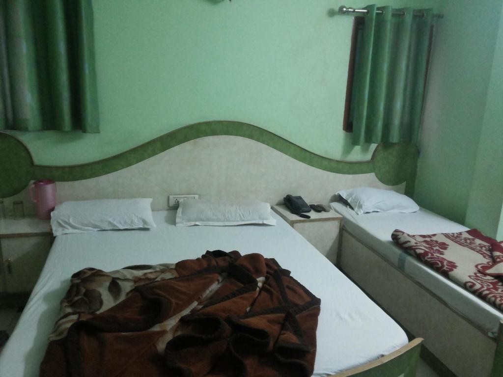 Hotel Neha Inn Neu-Delhi Zimmer foto